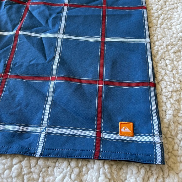 Quiksilver Men's Waterman Board shorts - Picture 8 of 9